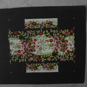 Vintage handgemachte Kunstwerk mit indischen Blumen Kulturblatt Paragon Handgefertigte indische Kunst