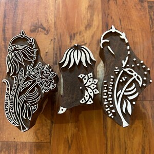 Sellos de madera para impresión tricolor con diseños florales textiles
