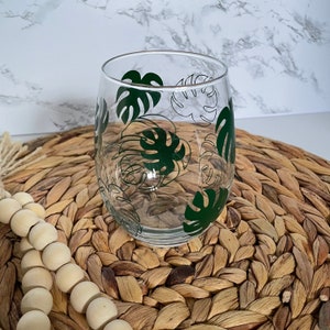 Monstera Leaves Stemless Wine Glass | Floral Wine Glass | Wine Glass | Monstera | Gift for her | Glass Cup | Wine Tumbler | Stemless