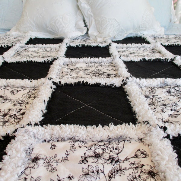 Toile Rag Quilt / Flower Rag Quilt / Handmade Baby Rag Quilt / Child Rag Quilt / Lap Quilt / Quilted Throw / Ivory Black Rag Quilt