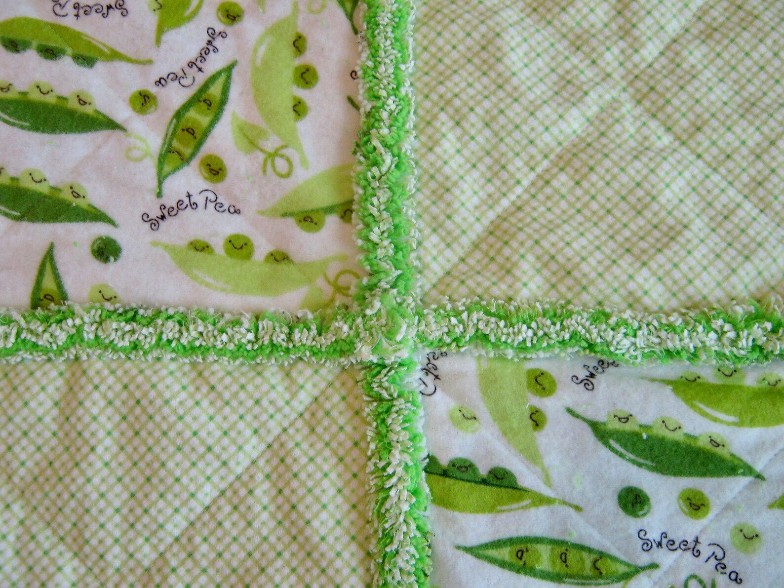 Sweet Pea Rag Quilt / Peas in a Pod Rag Quilt / Baby Rag Quilt Etsy