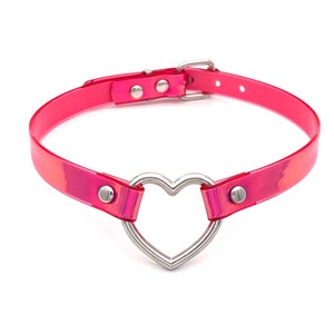 Gargantilla holográfica con anilla en O y piel sintética de PARIS · Collar de gatito con piel sintética · Joya holográfica única para una chica dulce