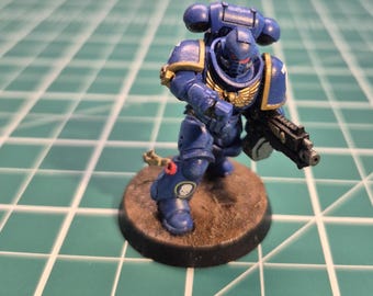 WH40K Intercessor Space Marine Squad Leader (25-001)