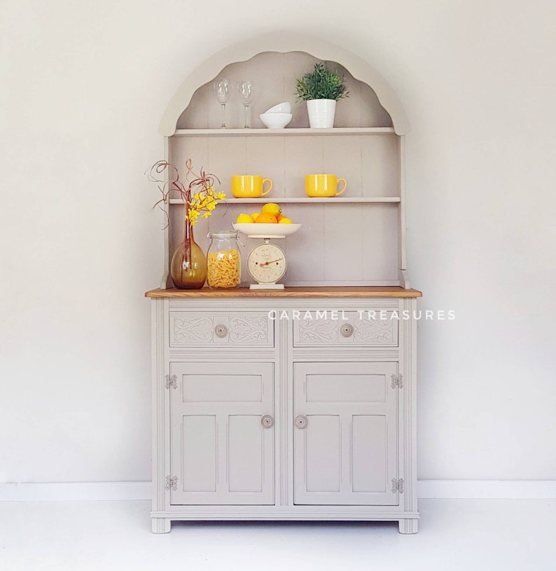 Sold Sold Vintage Kitchen Welsh Dresser In Cream Farmhouse Etsy