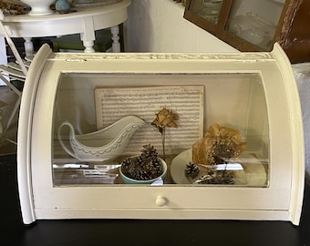 Alte Vitrine, Schaukasten, Vintage, Frankreich, Shabby