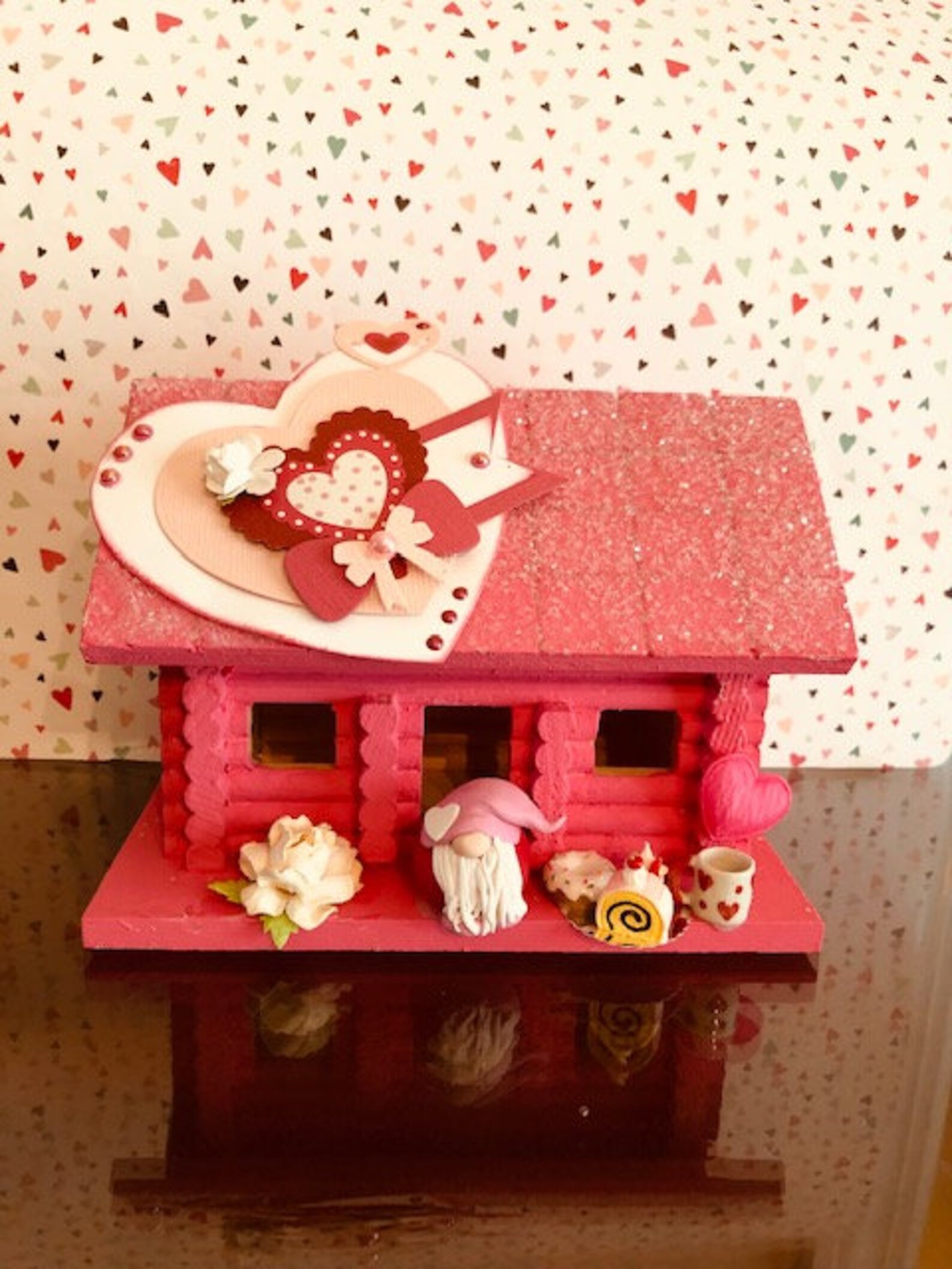Valentine's Day, Valentine Cabin, Valentine's Day Glitter House