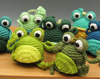 Frosch, Frosch Schlüsselanhänger, gehäkelter Frosch, handgemachter Amigurumi Frosch, handgemachter Schlüsselanhänger, Amigurumi Frosch, süßer Schlüsselbund, Glücksbringer, Geschenk für Kinder