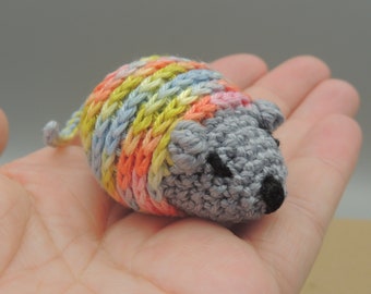 Maus Schlüsselanhänger, gehäkelte Maus, Taschenmaus, Tierliebhaber Schlüsselanhänger, süßer Schlüsselanhänger, Schlüsselanhänger Geschenk, Amigurumi Schlüsselanhänger, gehäkelte Tiere