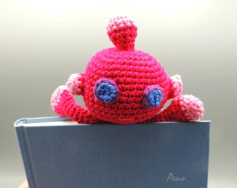 Robot, pink robot bookmark, crochet bookmark, page turners, gift for booklovers, reader gift, book accessories, funny bookmarks,teacher gift