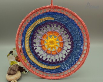 Gehäkeltes Sonne und Mond Mandala, Traumfänger, Mandala, Wanddeko, Wohndeko, Sommerdeko, zum Aufhängen, Boho Dekor, bunte Mandela