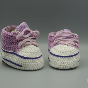 Purple shoes, crochet sneakers, crochet baby shoes, shoes with heart, newborn booties, newborn baby gift, baby shower gift, first baby gift