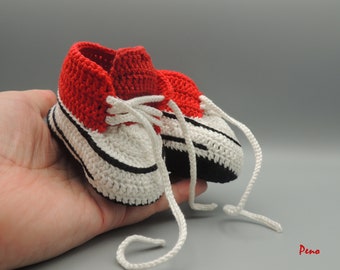 Crochet baby shoes, crochet sneakers, red shoes, shoes with heart, newborn booties, newborn baby gift, baby shower gift, first baby gift