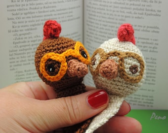 Chicken with glasses, page turners, crochet bookmark, gift for booklovers, reader gift, book accessories, funny bookmarks, teacher gift