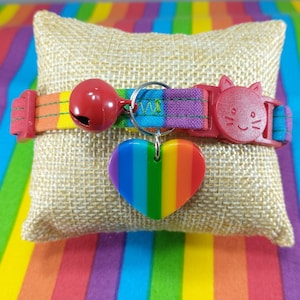 Rainbow Heart Cat Collar Breakaway With Charm And Bell