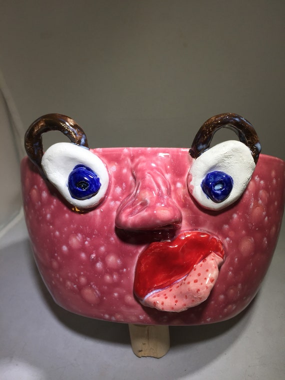 Yarn Bowl. Face yarn bowl. Pinky pam. Unique. Funny face yarn Etsy