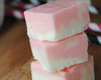 Strawberries and Cream Fudge, Strawberry fudge, Creamy Fudge, Homemade Fudge, Handmade fudge, Confectionery, Sweet gift, fudge candy