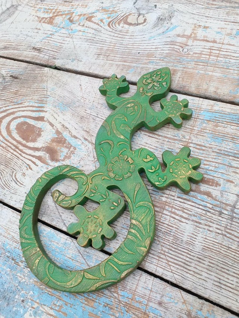 Wooden Gecko Wooden Lizard Wall Decor Wall Hanging Etsy