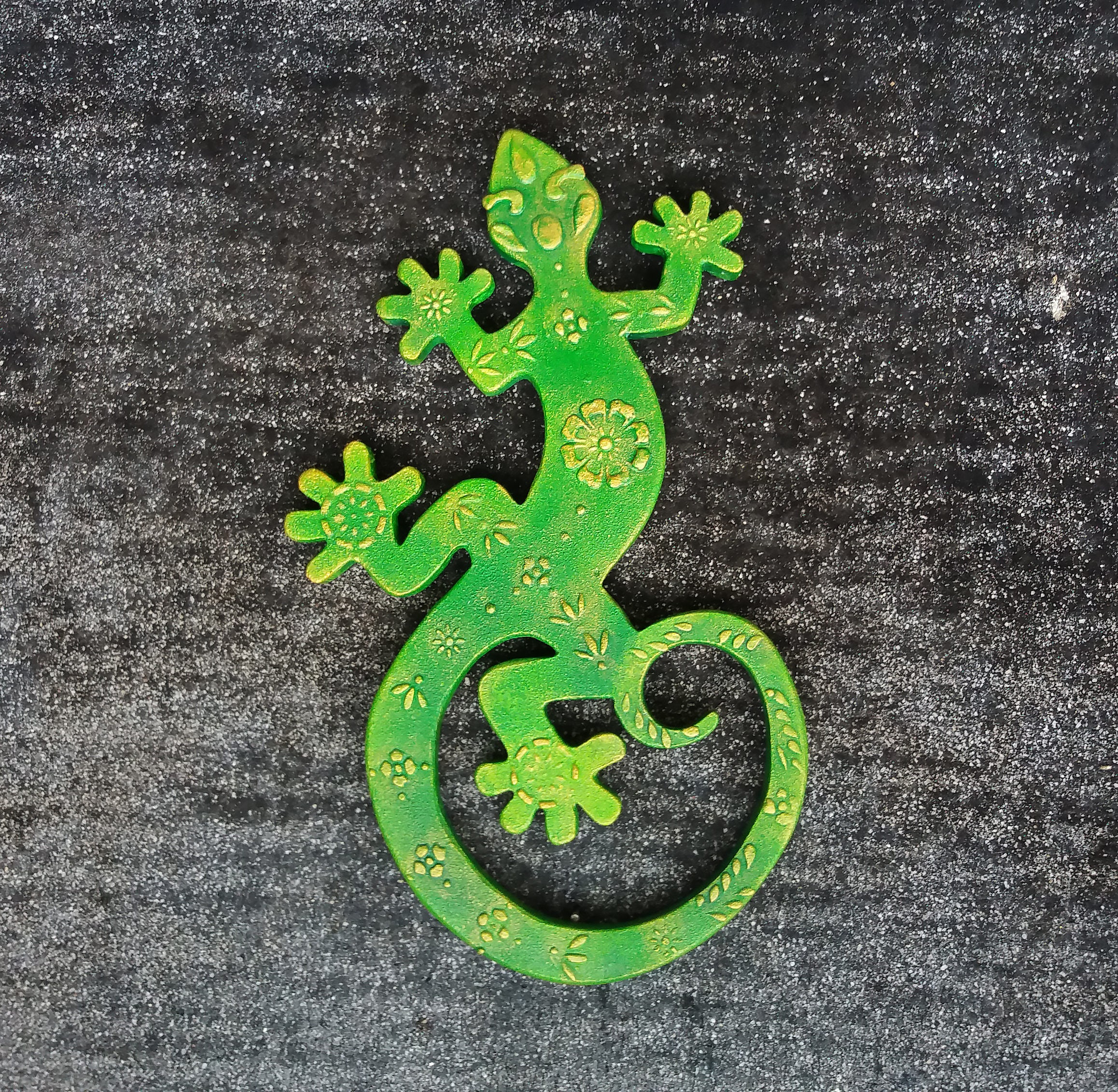 Wooden Gecko Wooden Lizard Wall Decor Wall Hanging Etsy