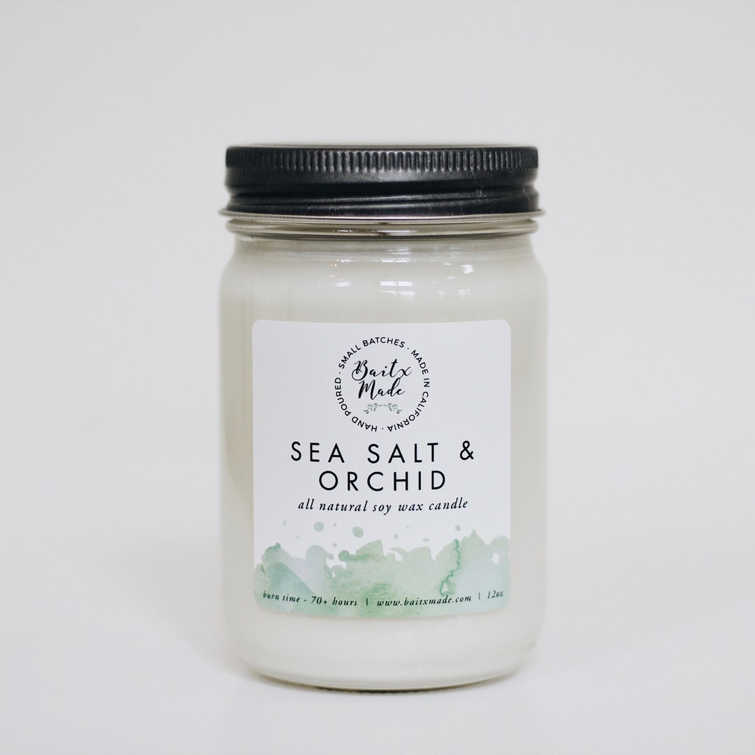 Honeysuckle & Sea Salt Candle main image 0