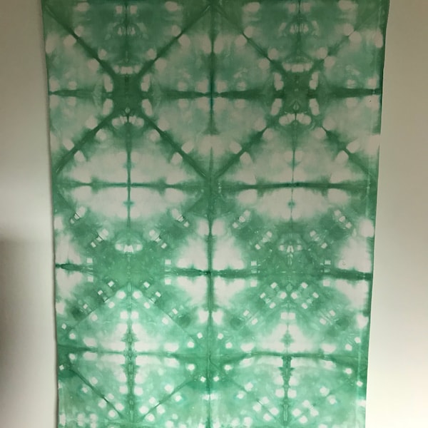 Baumwolle, Kona Baumwolle, grün, (KC6.3), handgefärbter Shibori, Seegrasgrün, 100% Baumwolle, Reststück, 21 x 36