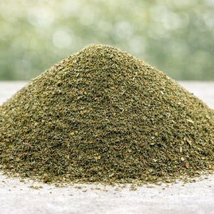 Fine Canadian Catnip for Cats – Strong Fresh Natural Nepeta Cataria – Catnip for Toys – Bulk Sizes – Resealable Bag 3 Lbs. (48 Cups)