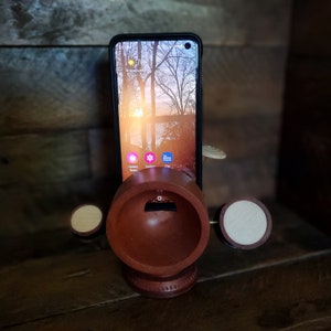 Cellphone holder