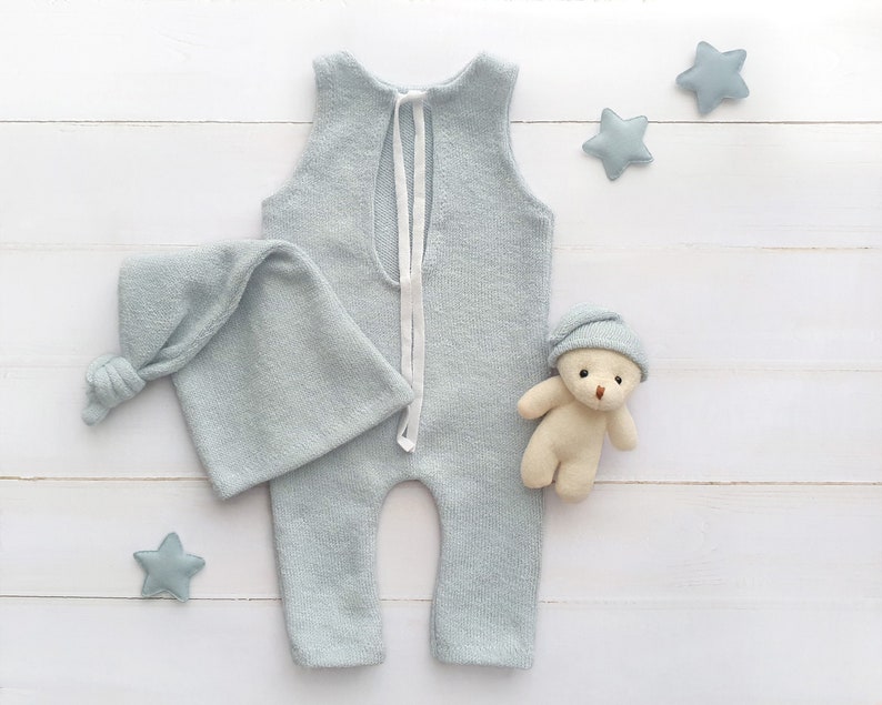 BoyGirl knit onesie /& sleep hat Plain solid colour footless sleeveless newborn pj/'s Gender neutral photography outfit Newborn romper SET