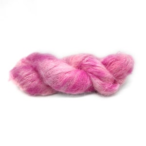 DK | Hand-dyed Brushed Baby Suri Alpaca/Merino | 50g | Color: Cherry Blossoms