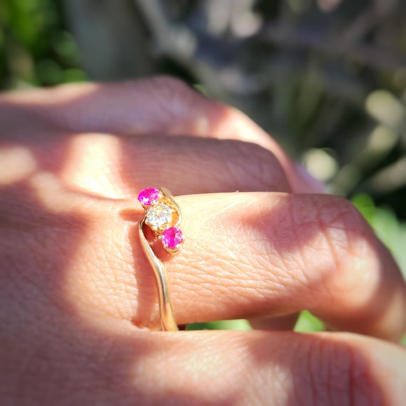 Edwardian Ruby & Diamond Twist Ring in 18K Gold - image 7