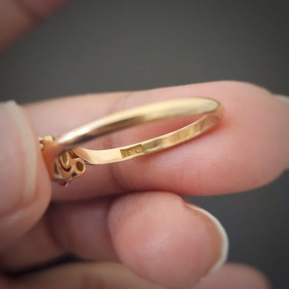 Edwardian Ruby & Diamond Twist Ring in 18K Gold - image 8