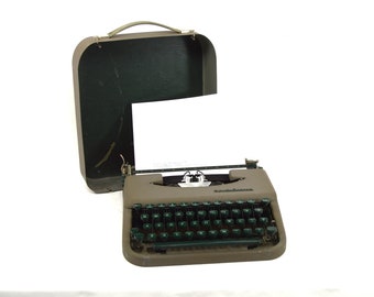 Mid Century "Skyriter" Typewriter by Smith-Corona, Manual, Portable, On the Go, Typewriter,