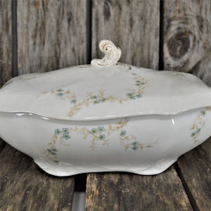 Antique Casarole Dish,Royal Semi -Porcelain Cookware,Johnson Bros, England,Victorian Decor,Turn Of The Century Cookware,