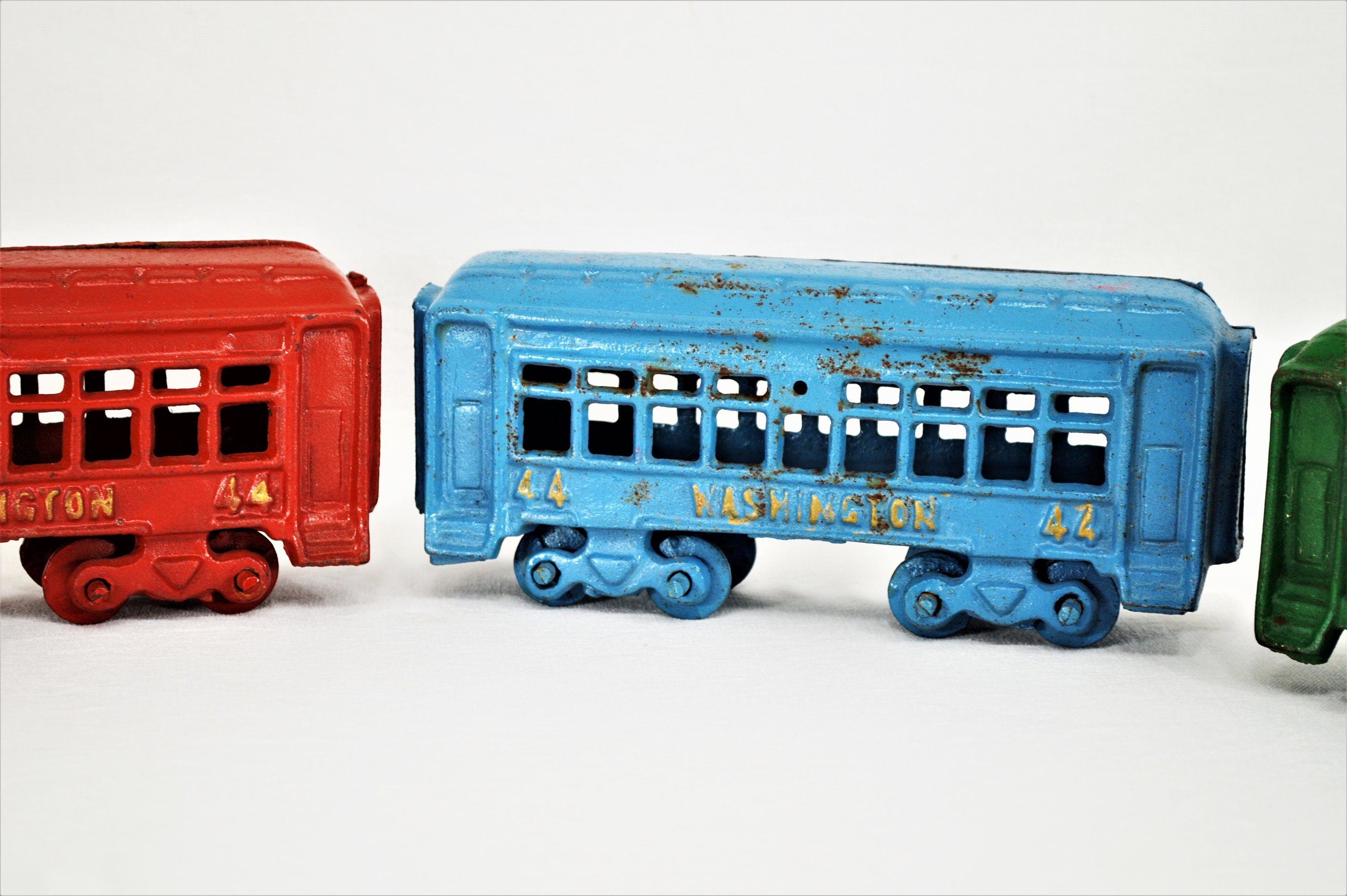 Vintage Train Set Cast Iron Toys Washington 44 Etsy