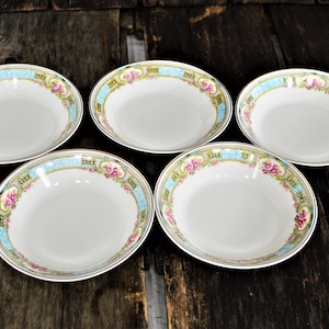 Vintage Berry Bowls, Johnson Brothers England,