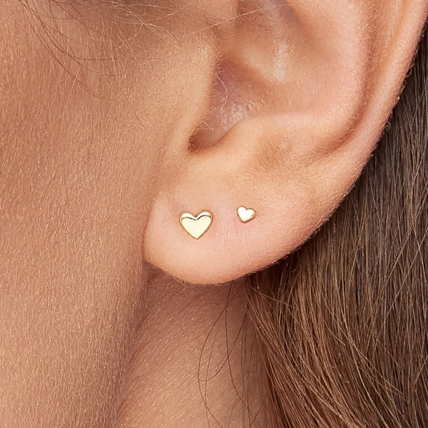 Heart Stud Earrings, Gold small heart studs, Sterling Silver heart Earrings, Tiny Gold studs, minimal everyday heart studs, dainty earrings