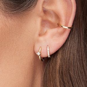 Gouden Huggie-oorbellen, kleine Huggie-oorbellen, kleine hoepels, minimalistische hoepels, zilveren diamanten hoepels, tweede gat hoepels CZ