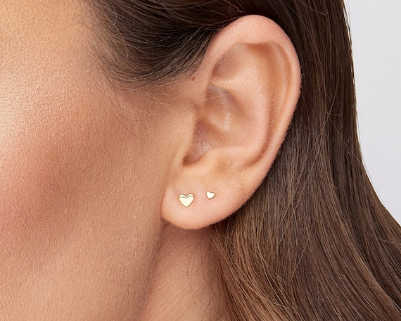 Hypoallergenic gold Mini Heart flat screw back Stud Earrings – Pip Pop Post