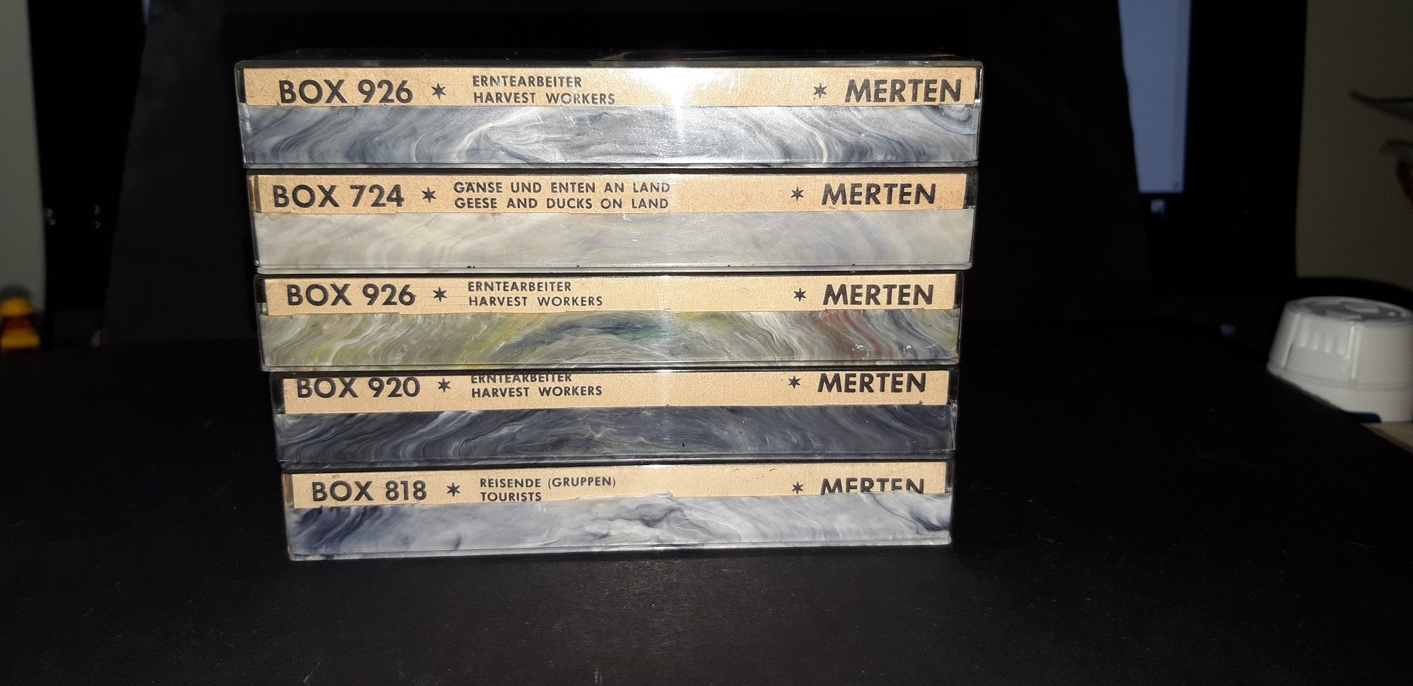 Lot 5 Boîtes HO Plastique Ancien – Walter Merten, Merit, Preiser – Neuves