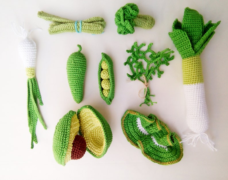9 pcs Crochet vegetables pretend play toy,play food,teether teeth,teething toy,kitchen decoration,Baby toy food eco-friendly toy