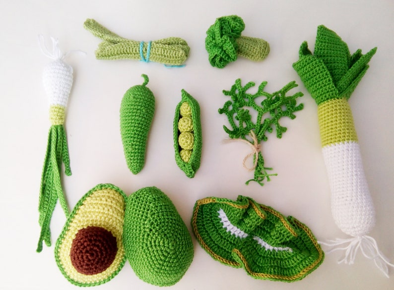 9 pcs Crochet vegetables pretend play toy,play food,teether teeth,teething toy,kitchen decoration,Baby toy food eco-friendly toy