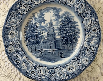 staffordshire England希少ヴィンテージモデル Liberty Blue Staffordshire China Dinner Plate Blue and White