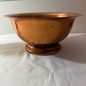 Copper 9” Footed Pedestal Copper Bowl Fruit Snack Bowl Coffee Pods Deco Collectible Dining Vintage Coppercraft