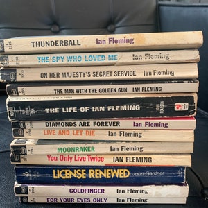 Incredible Dozen James Bond 007 Novels Ian Fleming