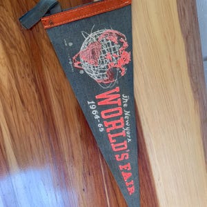 Vintage 1965 World’s Fair New York Small Felt Pennant