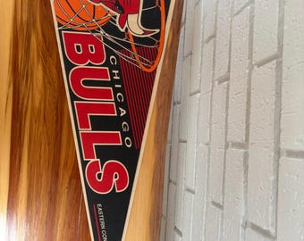 Vintage Chicago Bulls NBA Felt Pennant