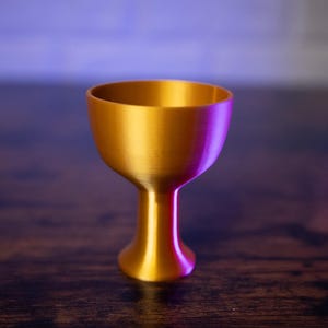 Holy Grail Replica Inspired from Indiana Jones and the Last Crusade | 3D-Printed Prop in 3 Sizes + 2 Finishes!