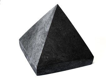Shungite-piramide natuursteen - EMV-bescherming en genezing