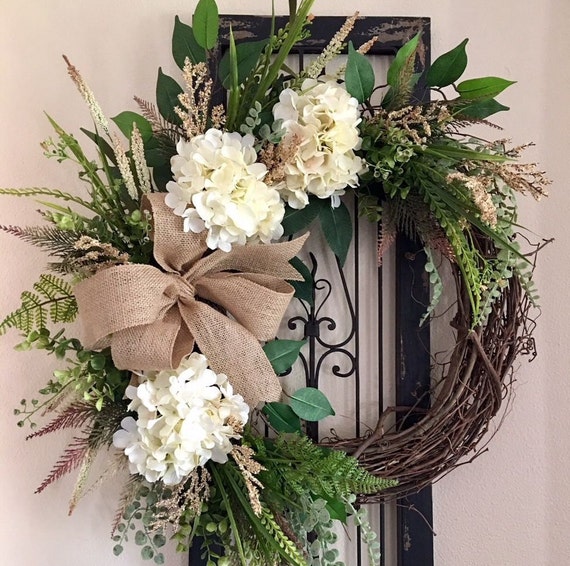 13 spring wreath ideas for your front door in 2023: Let Stacey