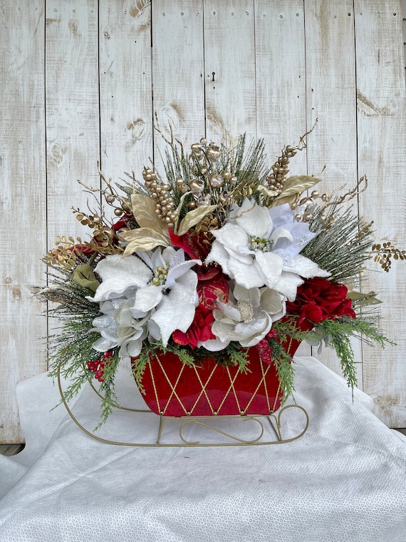 Christmas flower arrangements in a sleigh Clearance