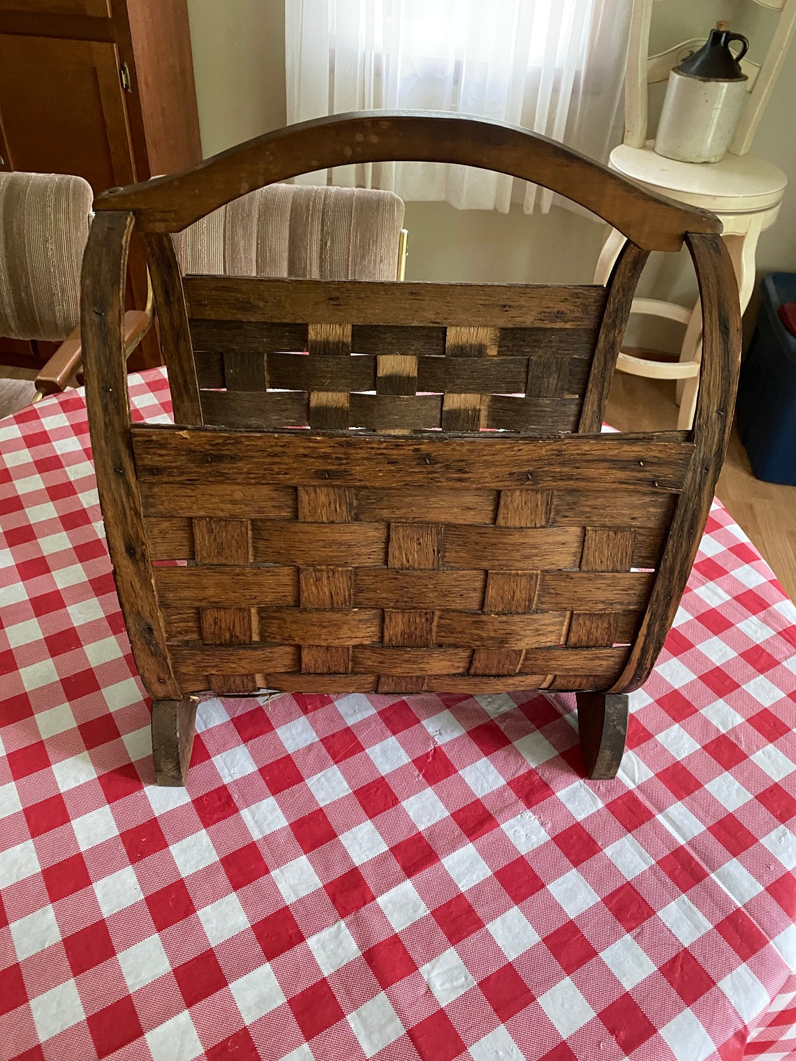 Vintage woven magazine rack/holder Etsy